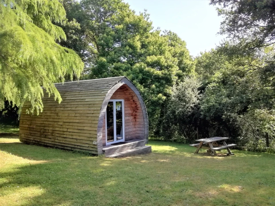 hébergement insolite lodge et pod