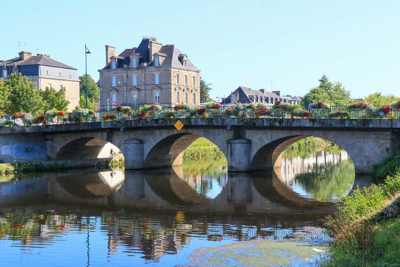 Pont fleuri à Pontivy