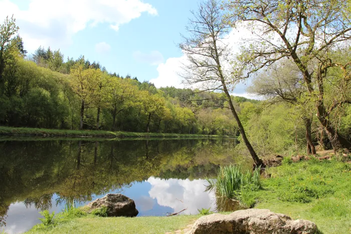 Le canal du Blavet depuis la chapelle Saint-Gildas