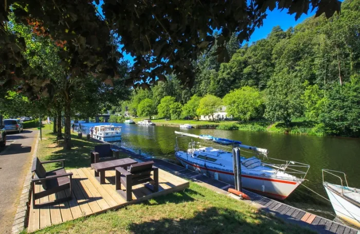 Elektrische bootverhuur op het kanaal