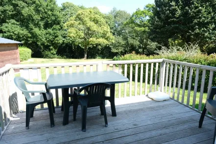 Stacaravan PACIFIQUE 30m² - 2 slaapkamers / Half-schaduwrijk terras