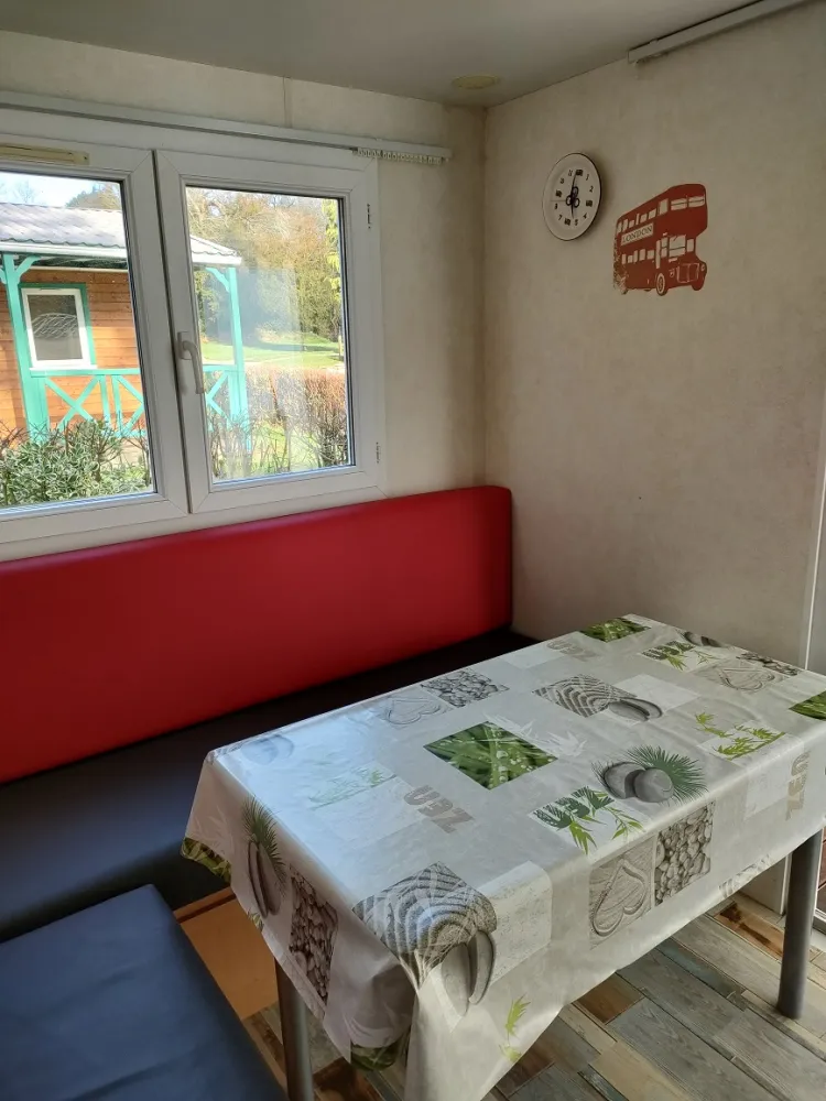 Stacaravan LONDON 24m² / 2 slaapkamers - overdekt terras