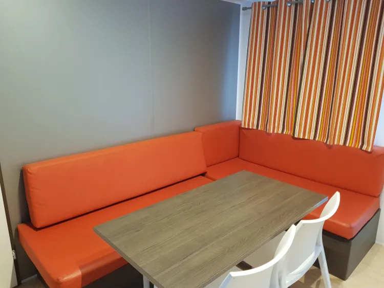 Stacaravan O'Hara 734 30 m² / 2 slaapkamers / overdekt terras 18 m²